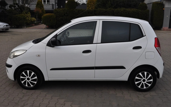 Hyundai i10 cena 10200 przebieg: 200000, rok produkcji 2009 z Serock małe 379